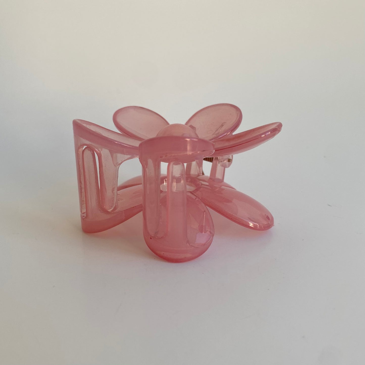 Large pink flower hair claw clip