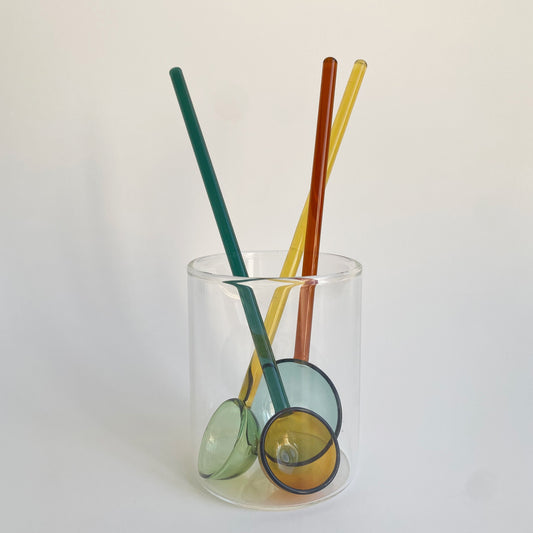 Colorblock glass measuring spoons in tablespoon and teaspoon