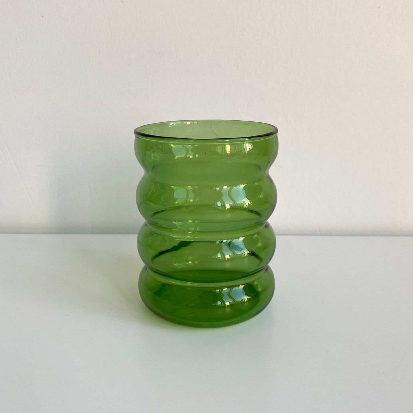 wavy bubble ripple glass in green