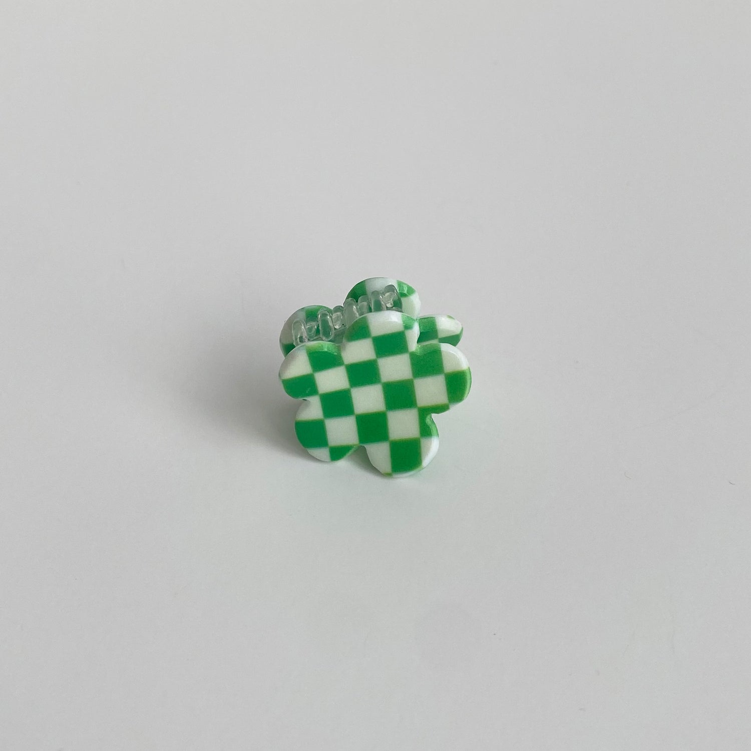 Checkered hair clip in green checkered flower